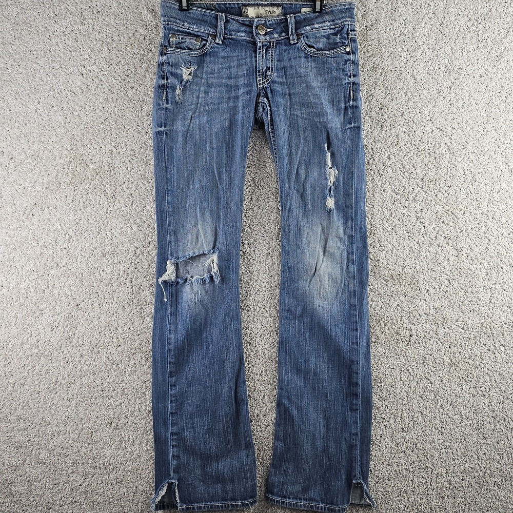 BKE Stella Jeans Women's 26L 30x33 Boot Cut Denim Pants Distressed Thrashed
